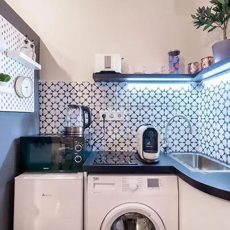 Cervello2 Free Parking *