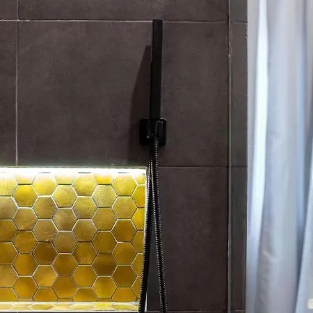 Cervello2 Free Parking * Budapest